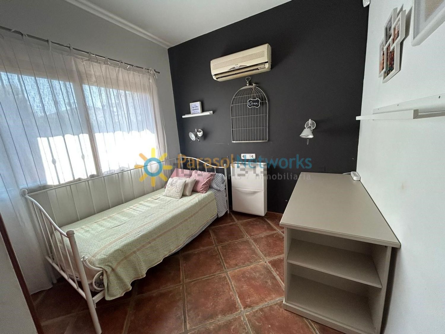Casa de 212 m² en Oliva