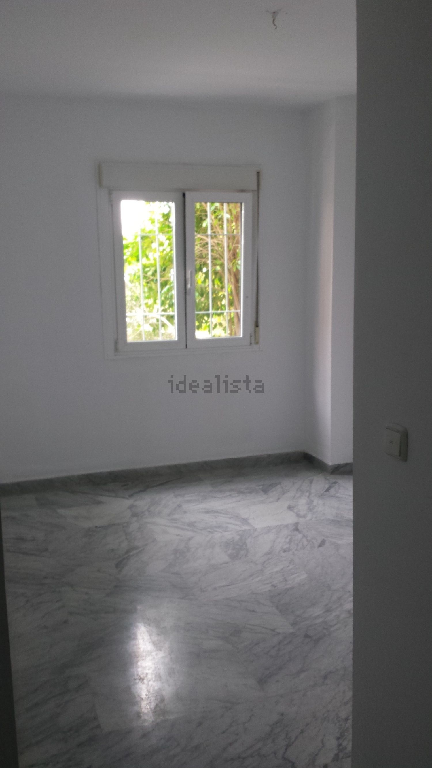 Flat 86 m² in Seville