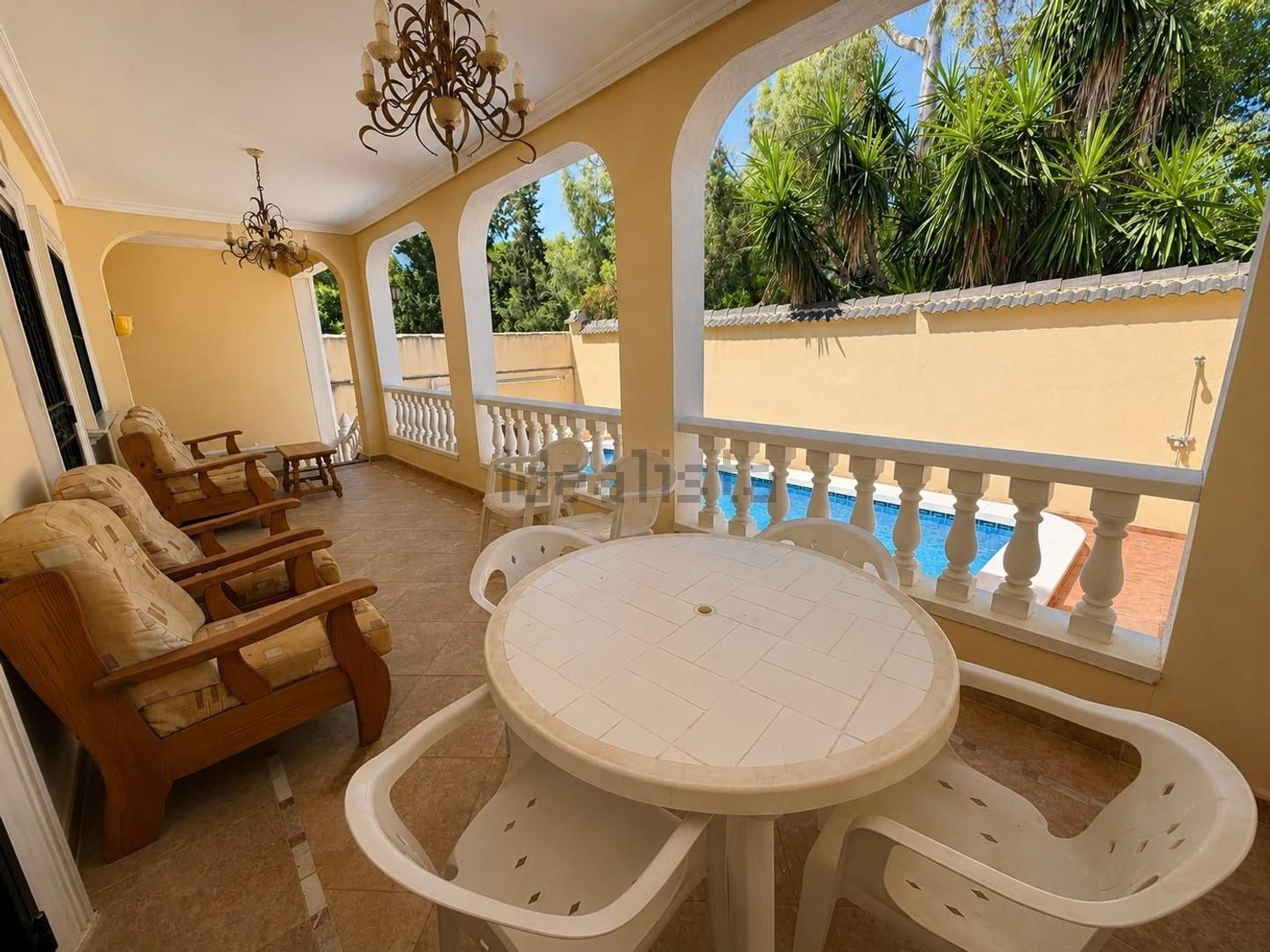 Casa de 387 m² a Torrevella