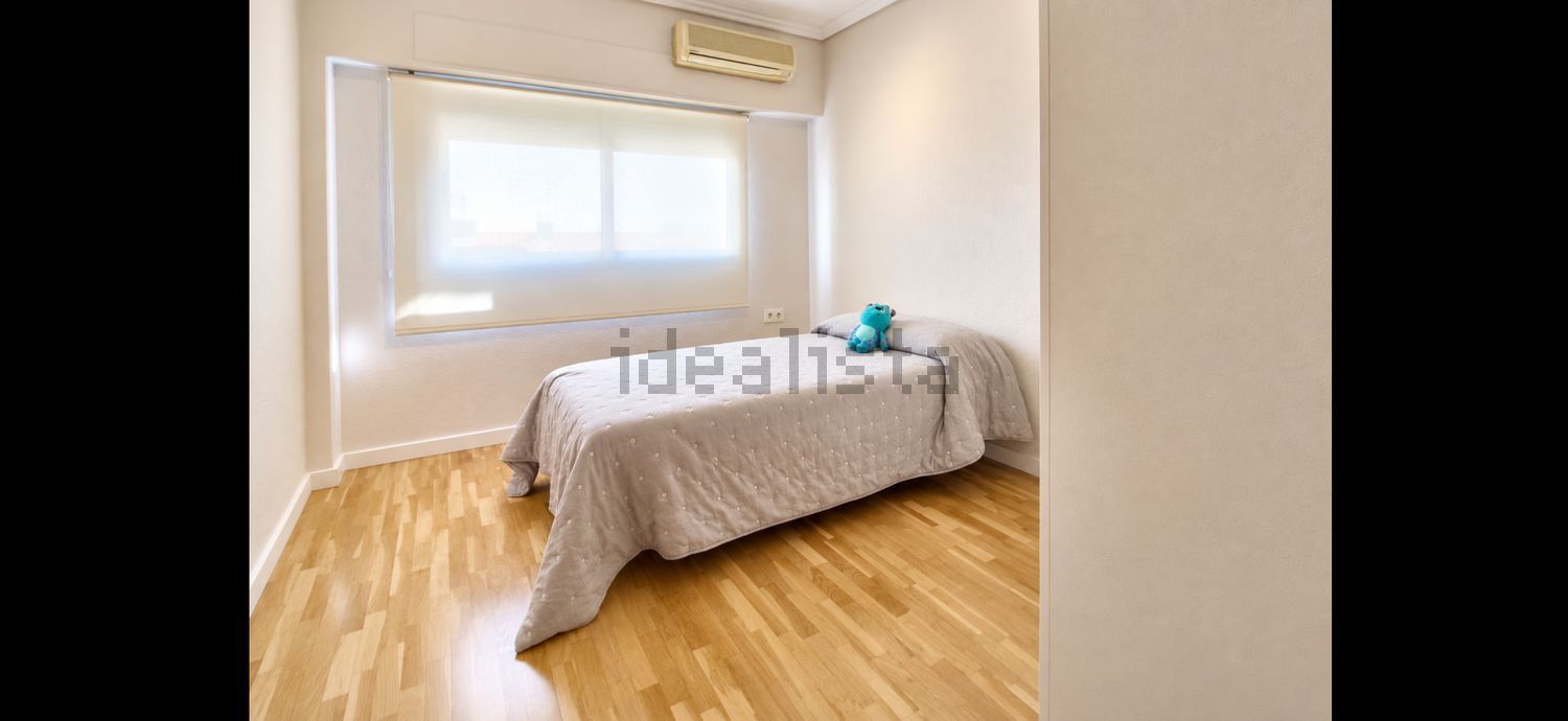 Piso de 130 m² en Benetússer