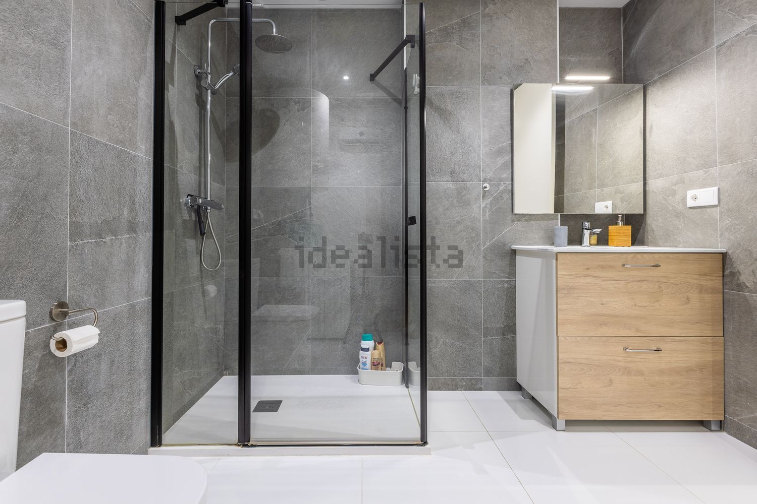 Wohnung 106 m² in A Coruña