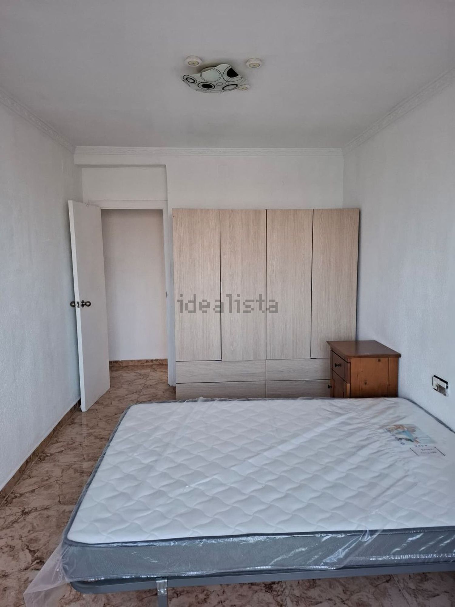 Piso de 77 m² en Alicante