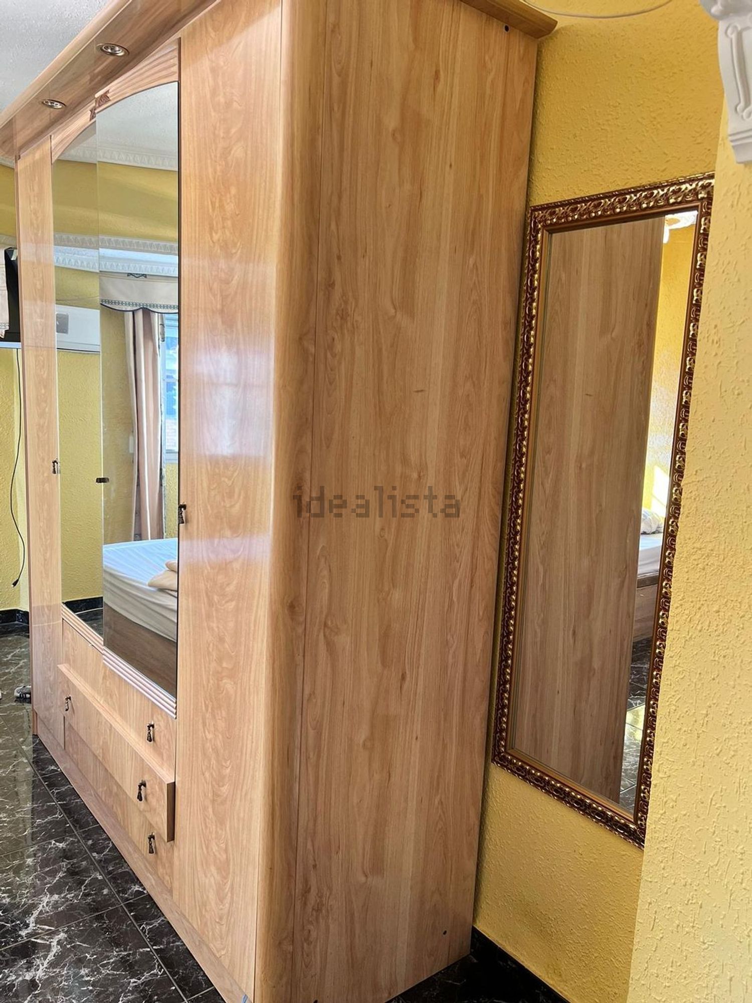 Habitació de lloguer, Burjassot