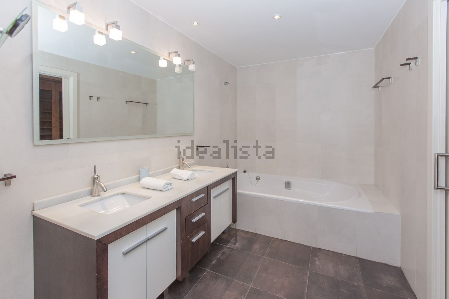 Appartement 169 m² à Saint-Sébastien