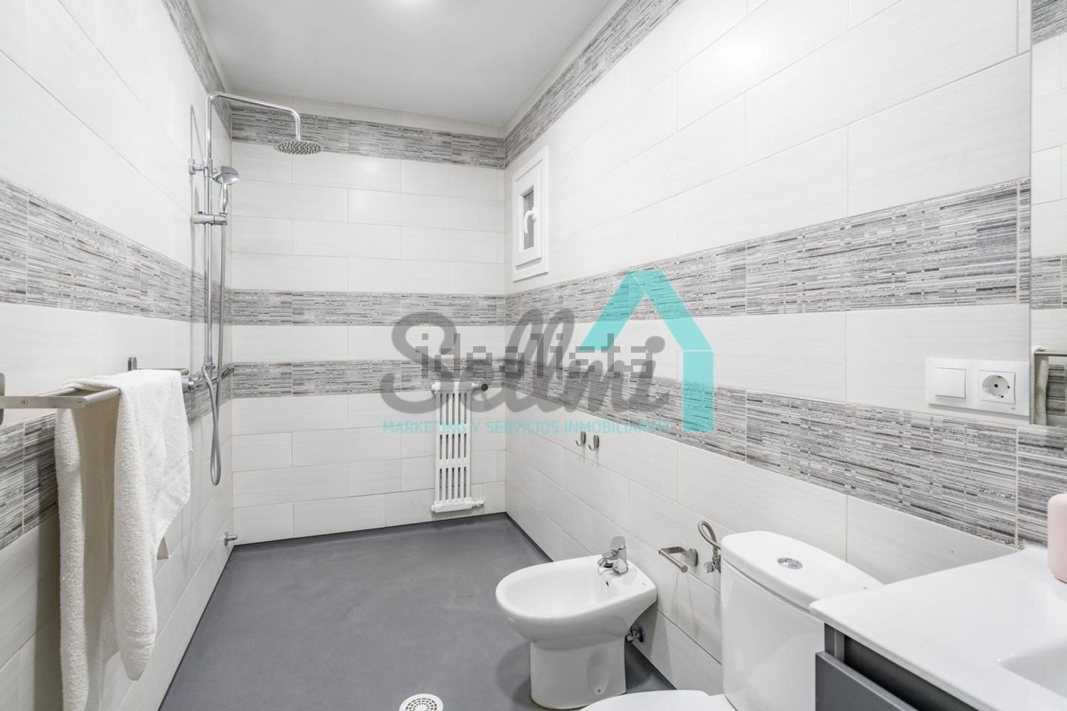 Piso de 136 m² en Oviedo