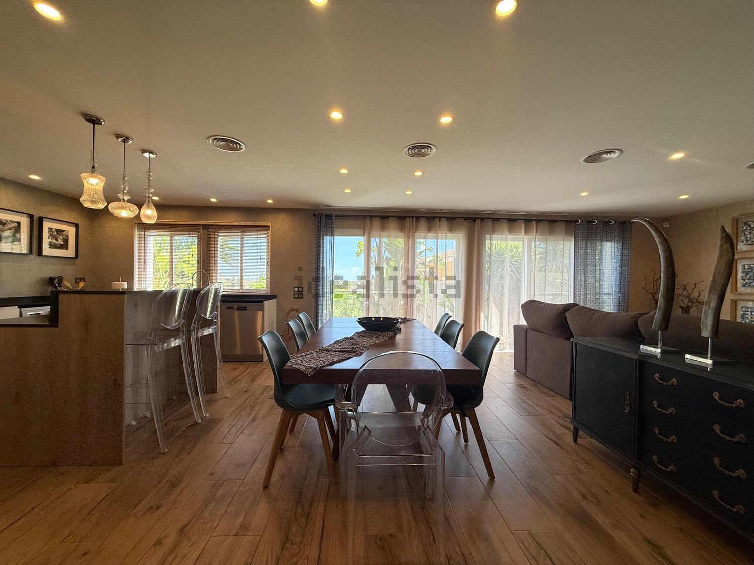 Casa de 150 m² en Camarles