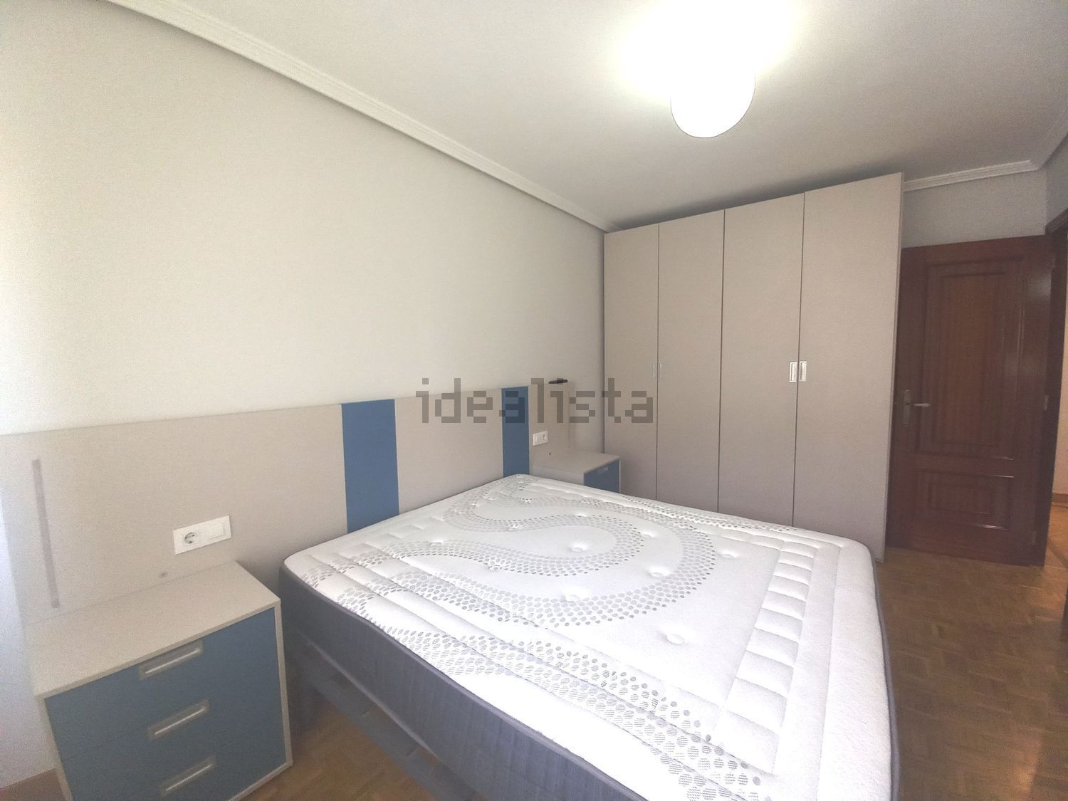 Piso de 100 m² en Castrillón