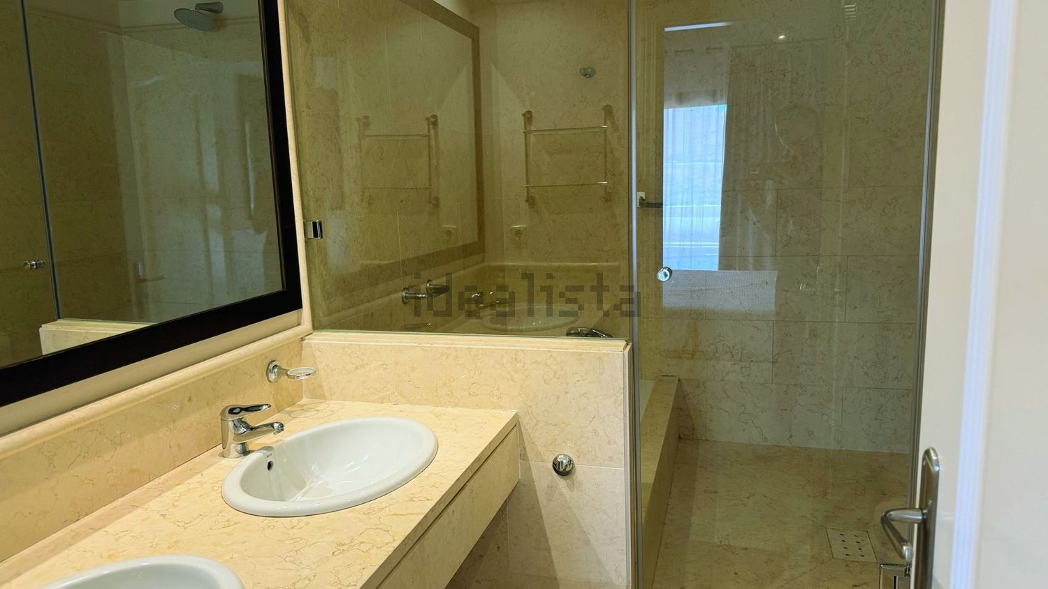 Pis de 190 m² a Benahavís
