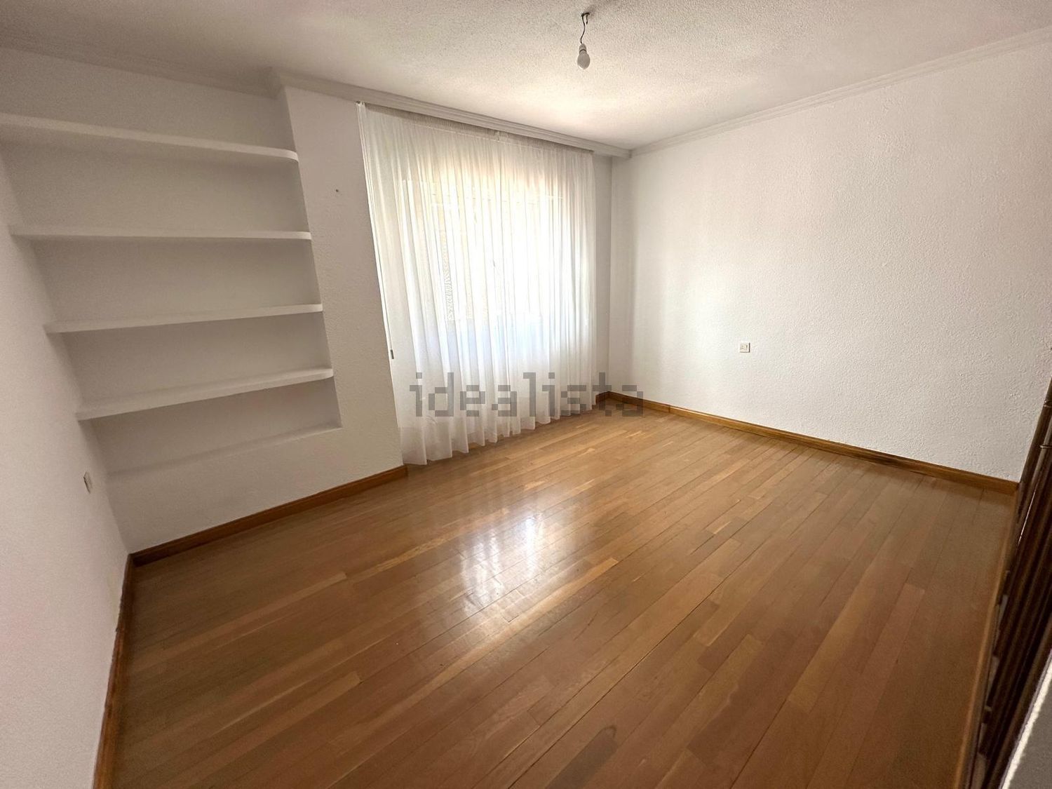 Piso de 200 m² en Granada