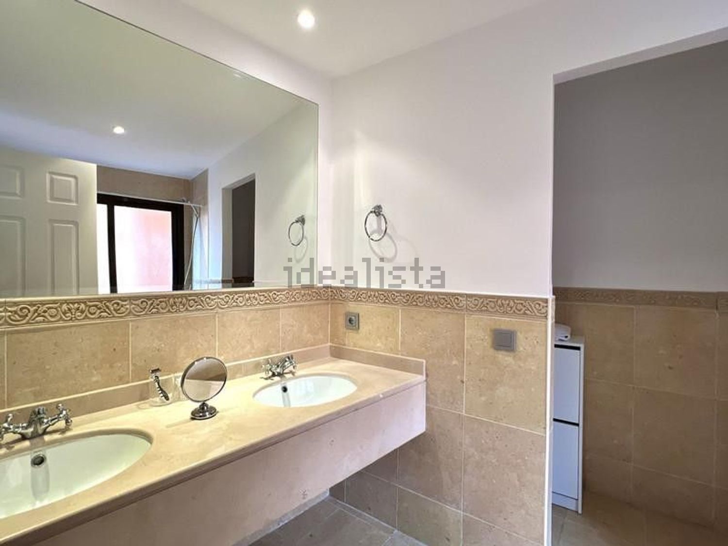 Pis de 235 m² a Estepona