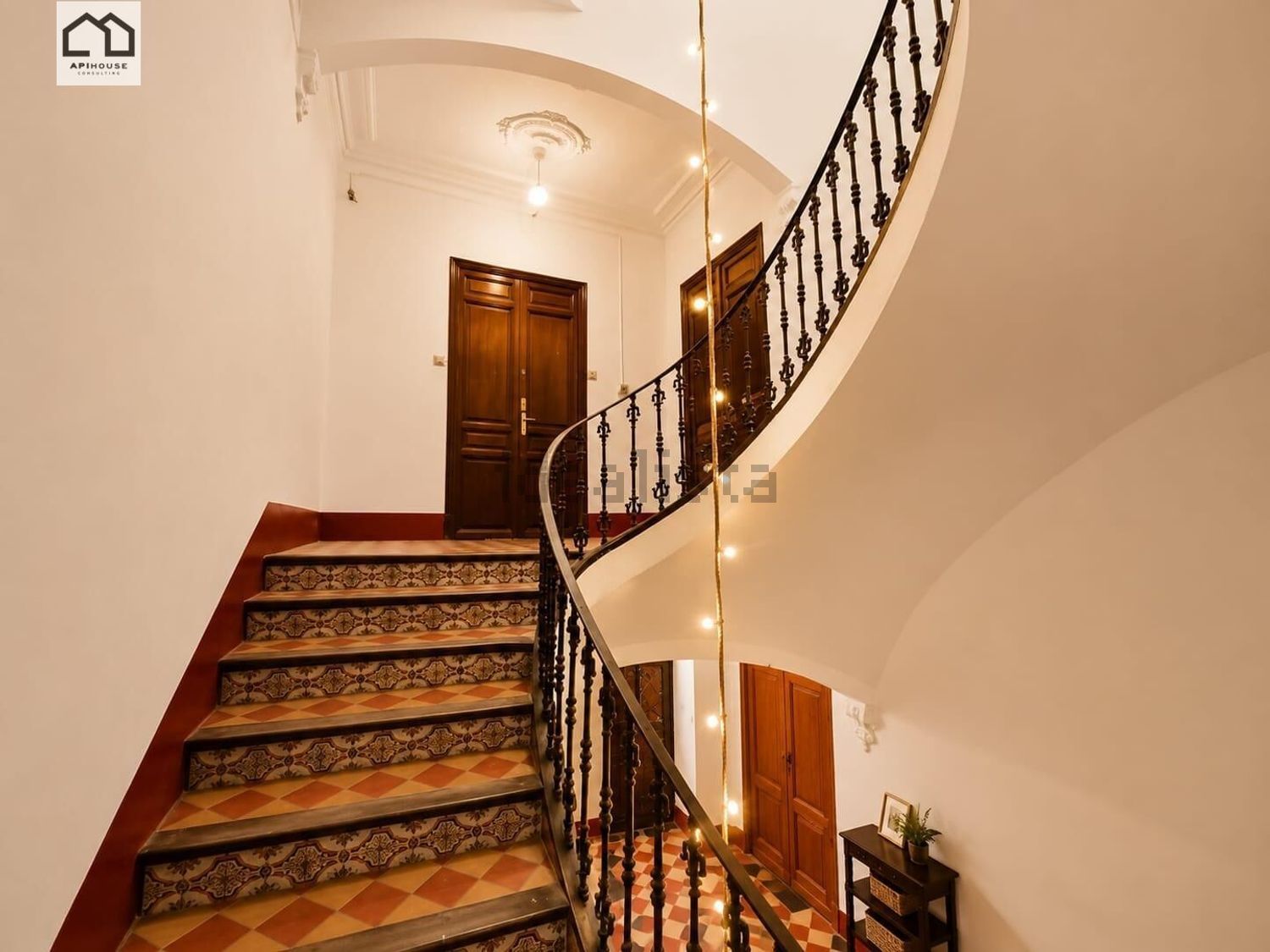 Flat 115 m² in Sax