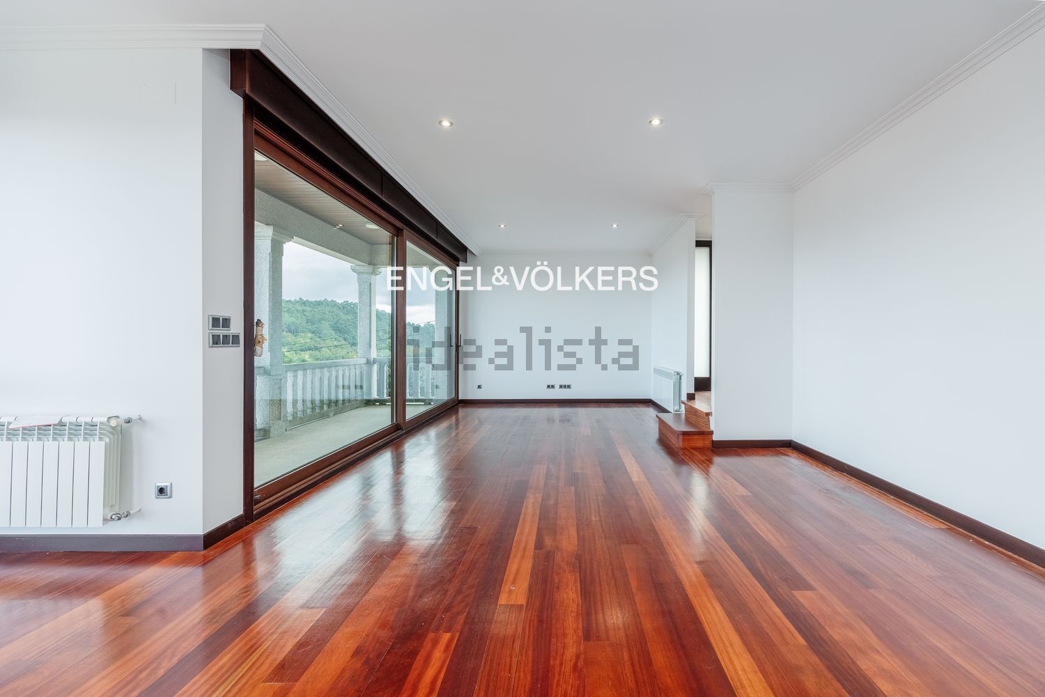 Casa 425 m² a Vigo