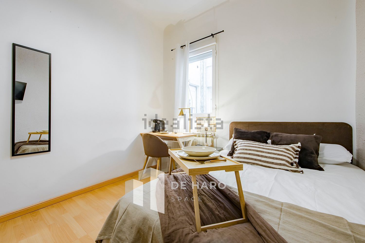 Room for rent, Madrid