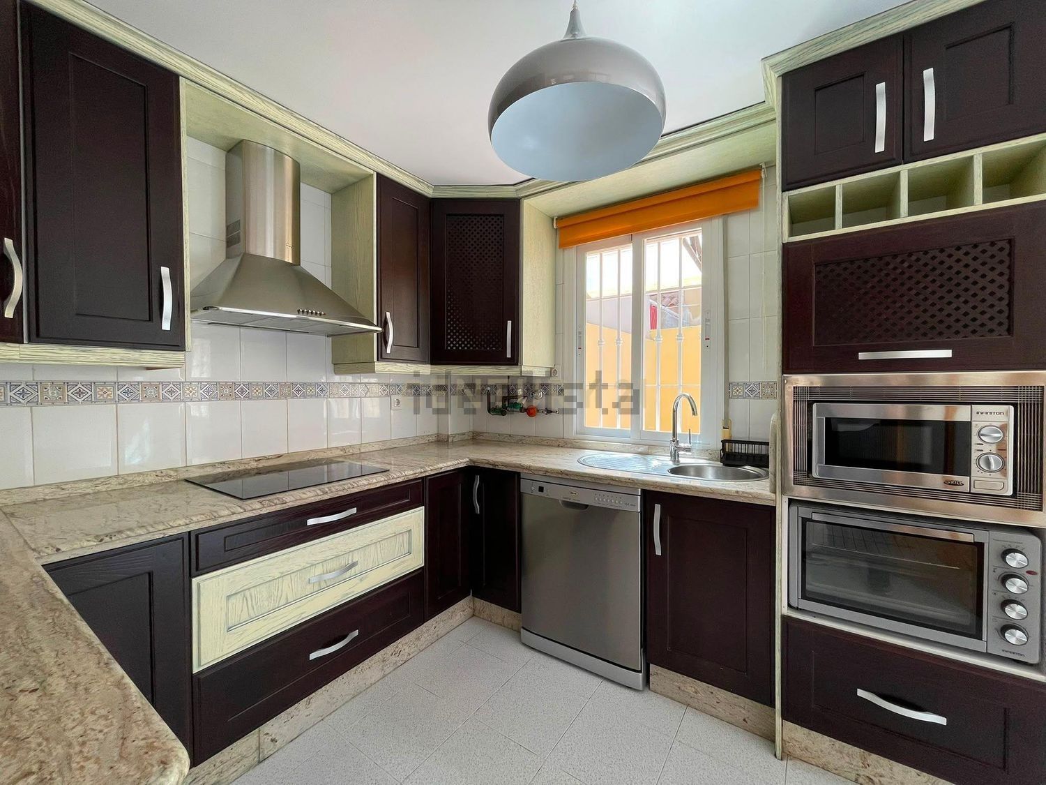 Casa de 219 m² en Armilla