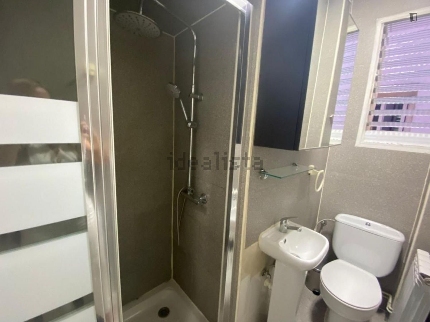 Room for rent, Madrid