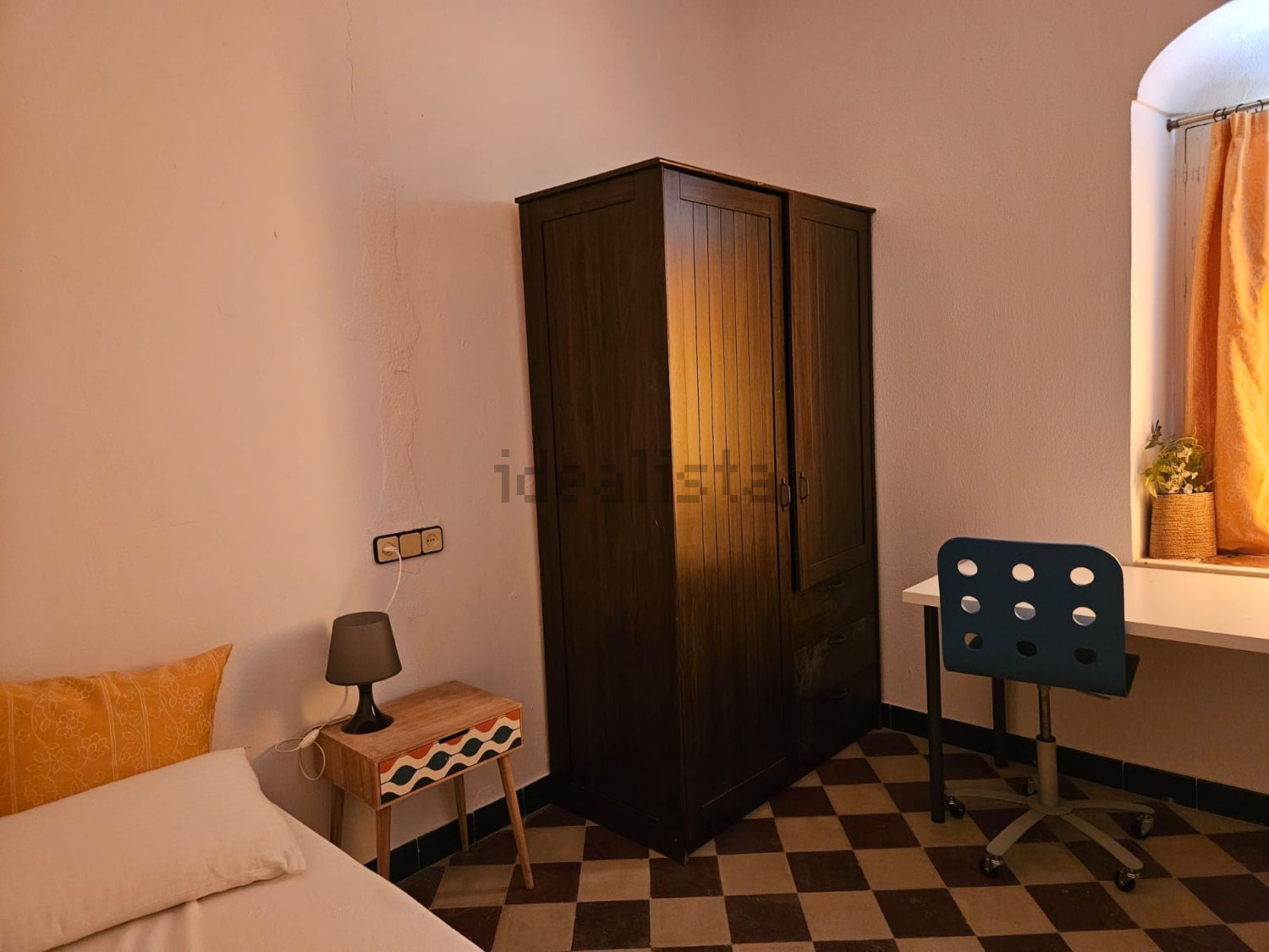 Habitació de lloguer, Dos Hermanas