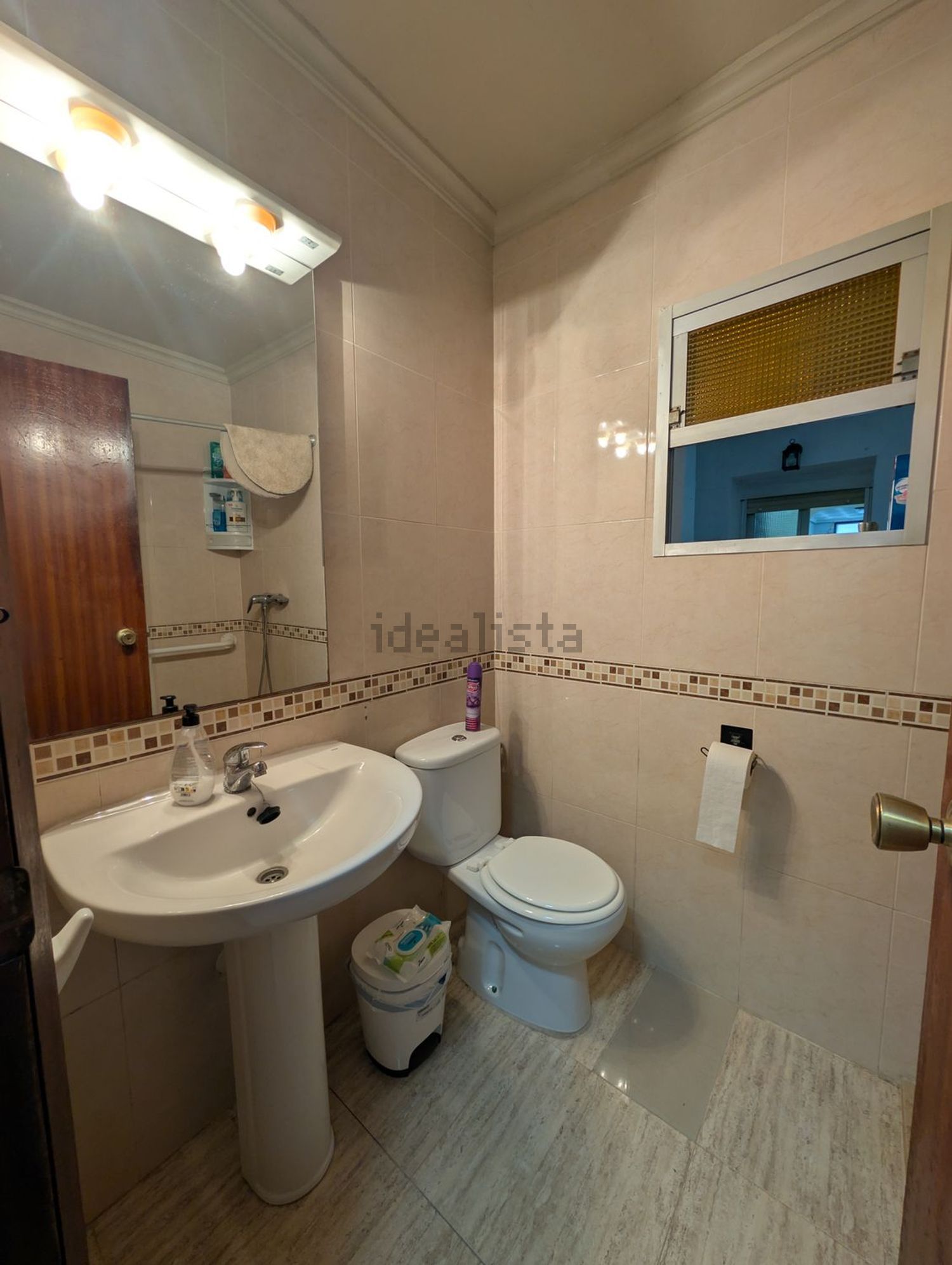 Quarto para alugar, Cheste