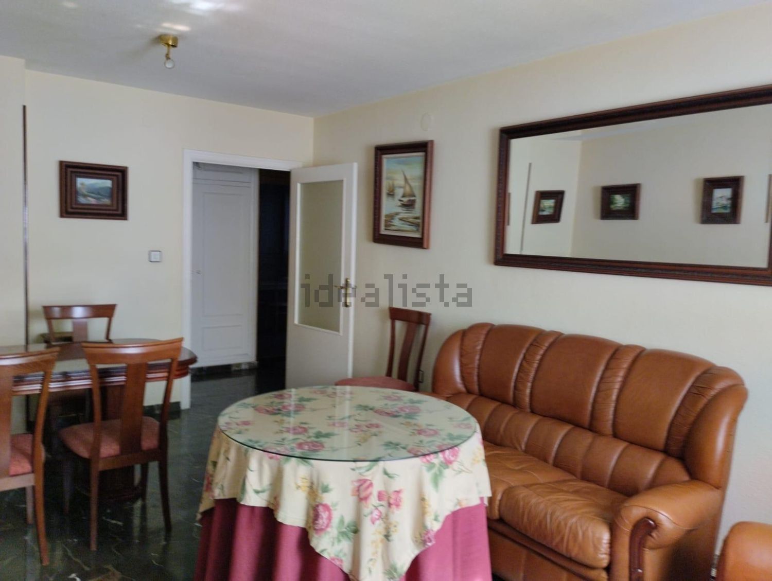 Apartamento 110 m² em Granada