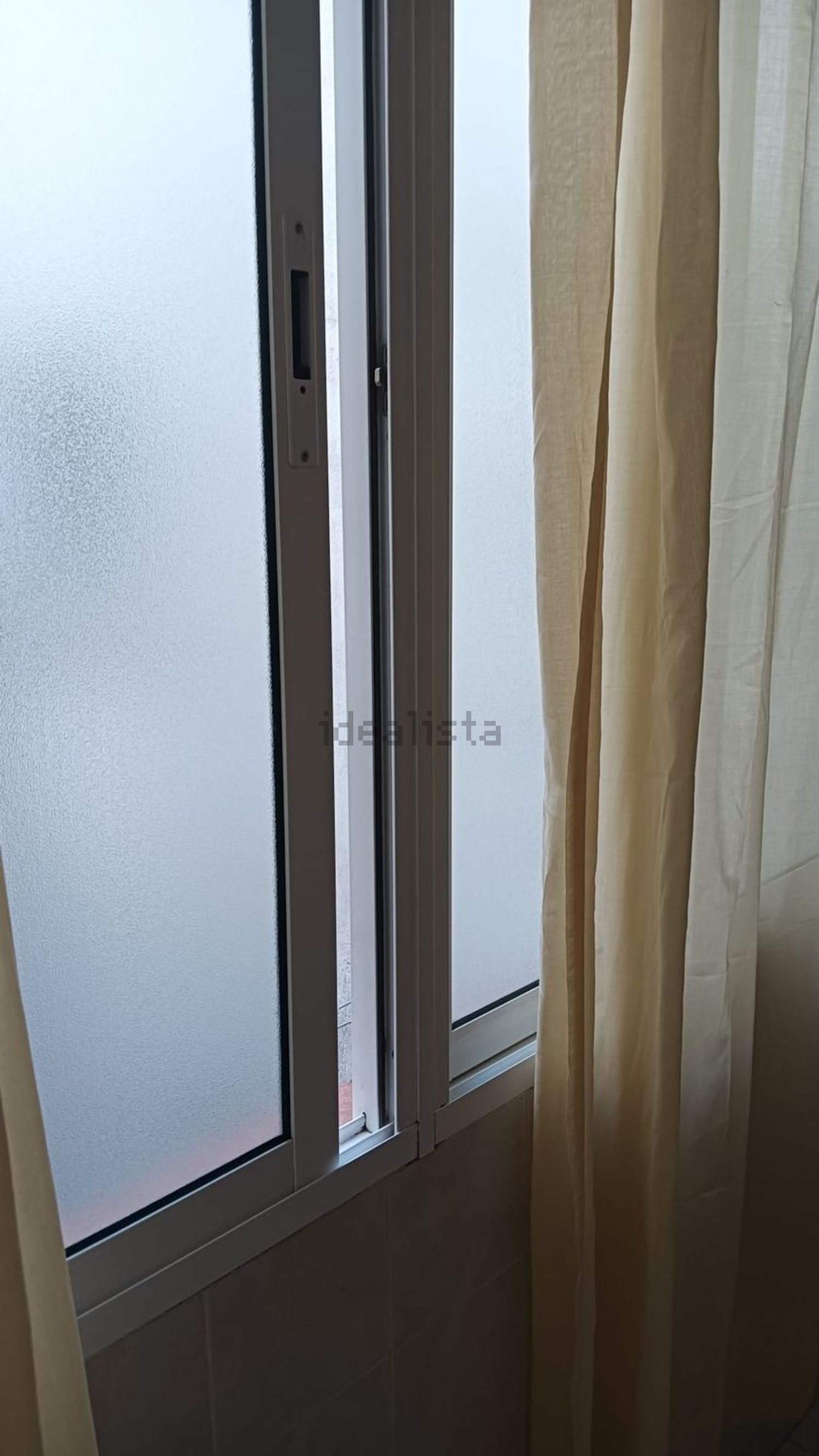 Piso de 100 m² en Baños de Montemayor
