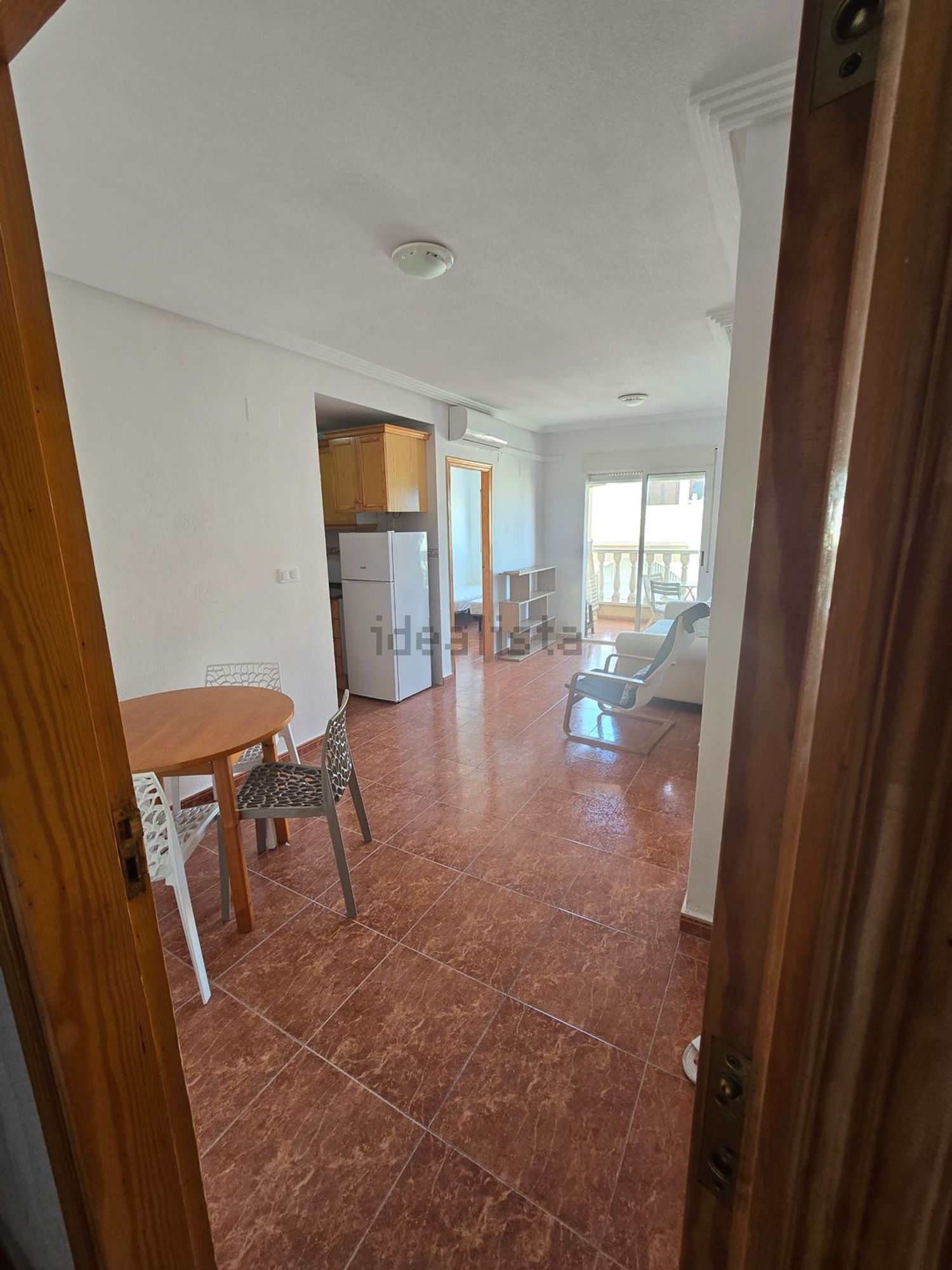 Habitació de lloguer, Torrevella