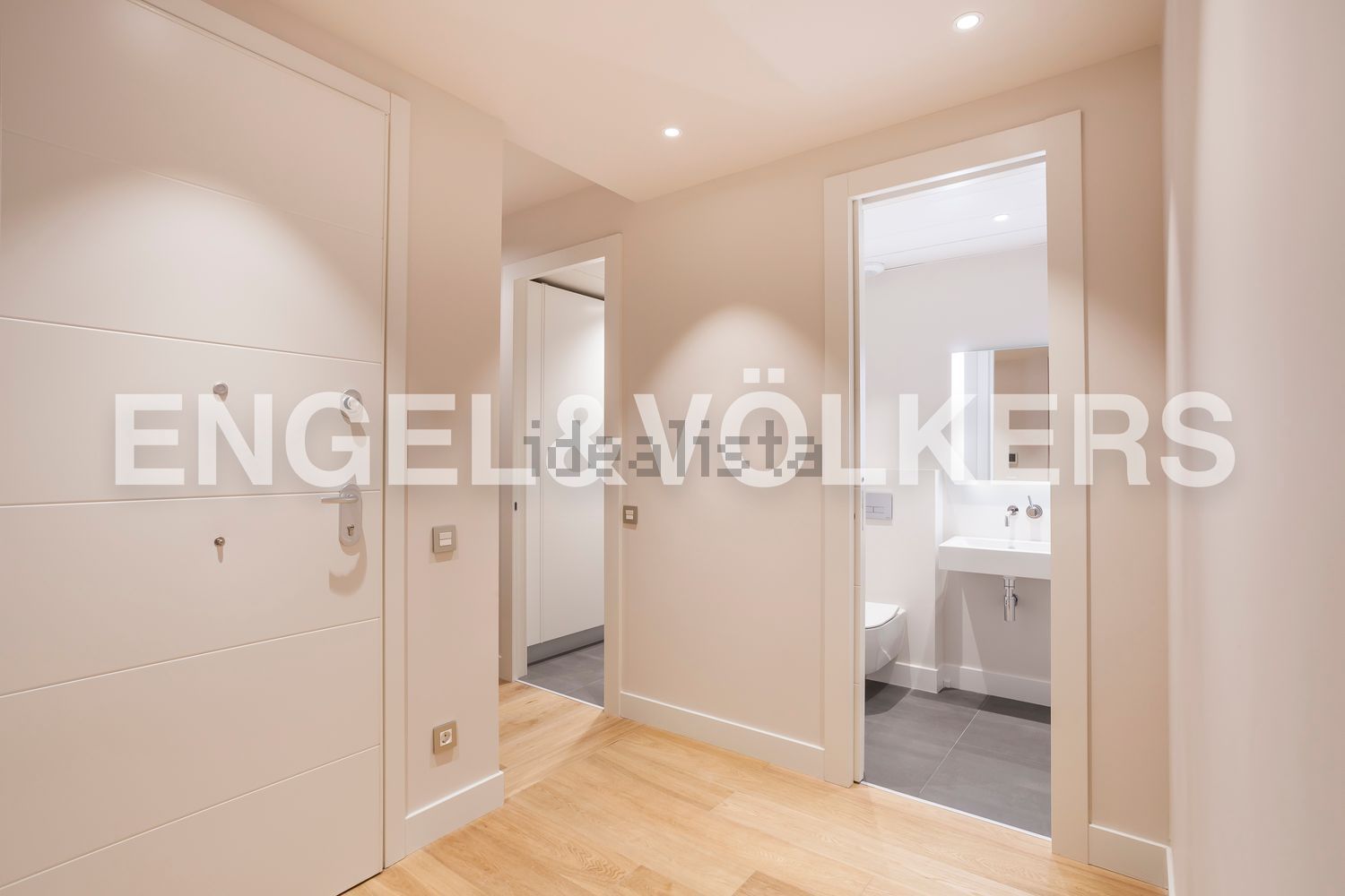Wohnung 217 m² in Madrid