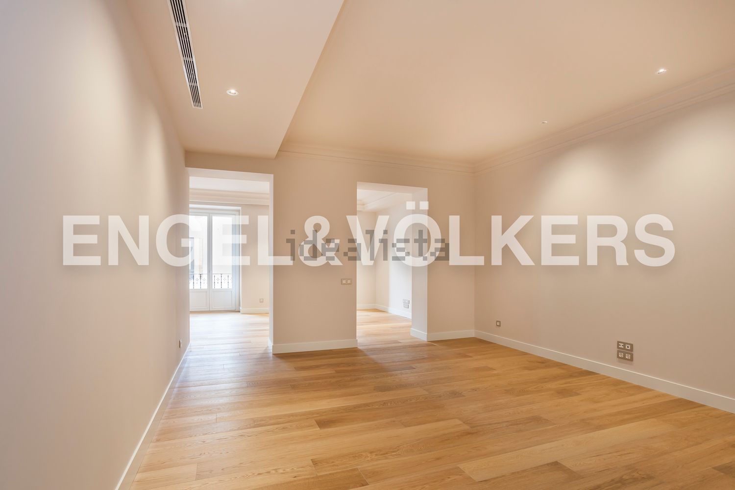 Wohnung 217 m² in Madrid
