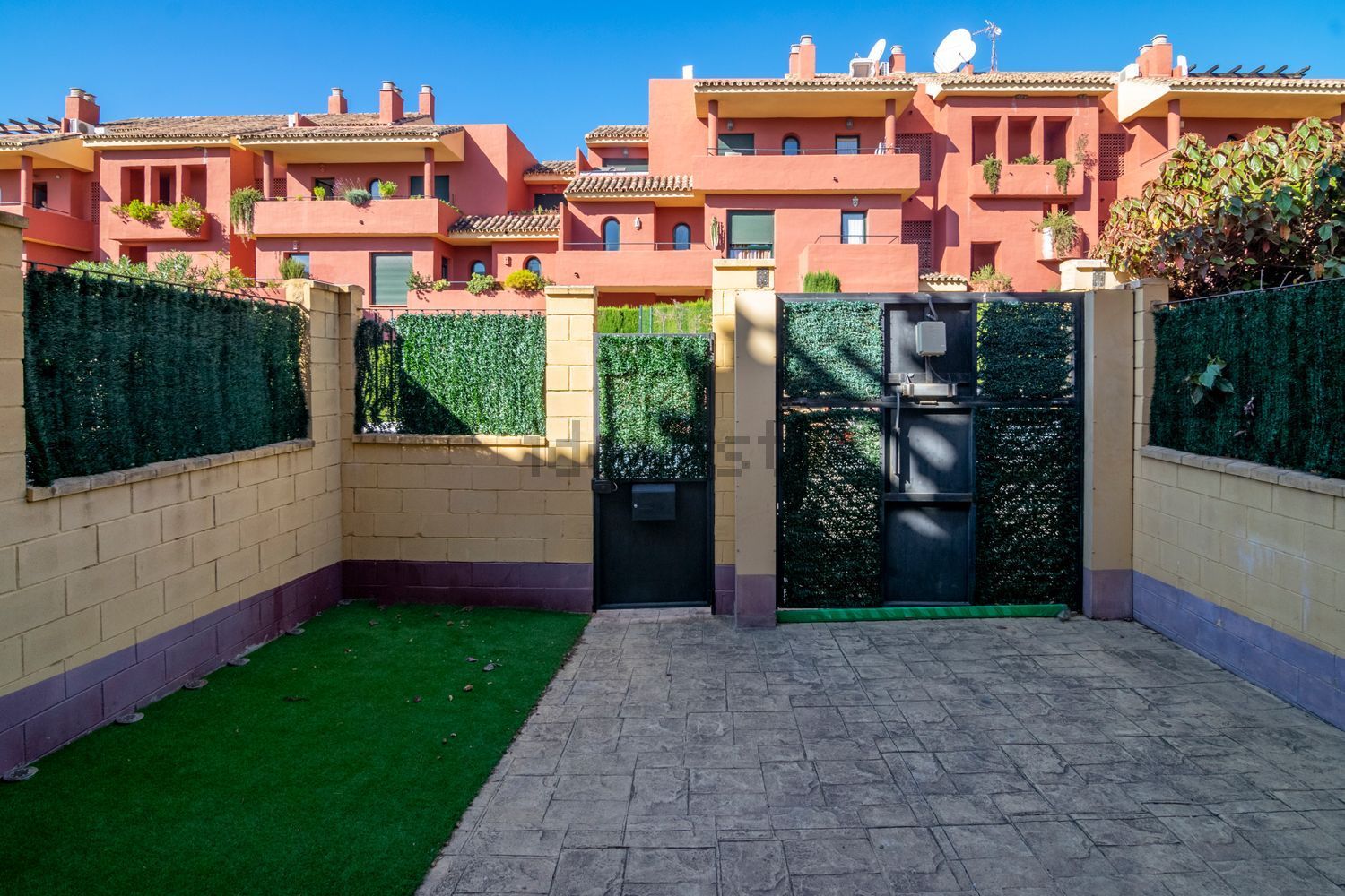Casa de 250 m² en Estepona