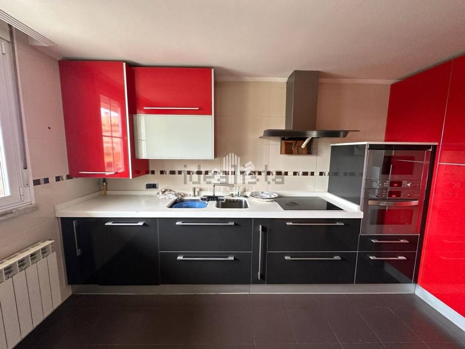 Casa 222 m² a Villares de la Reina
