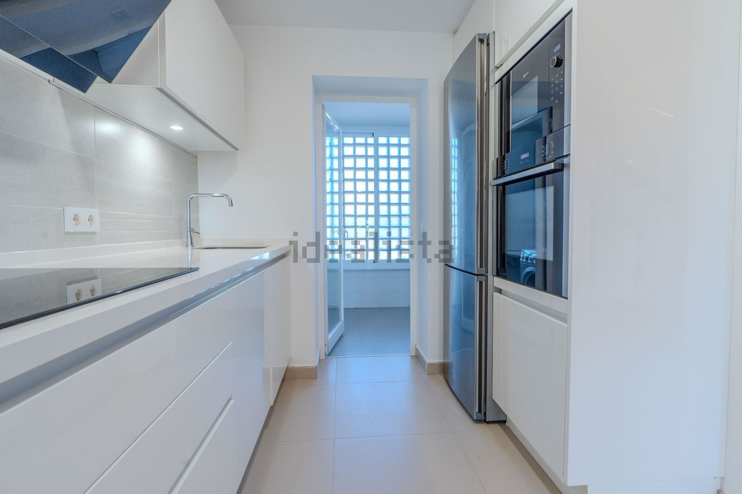Будинок 225 м² у Estepona