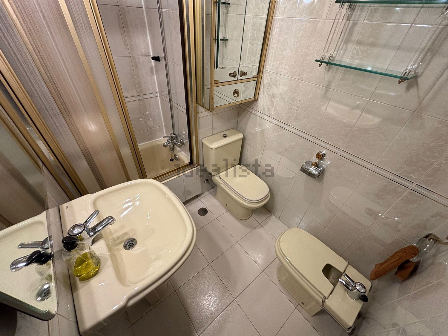Room for rent, Madrid