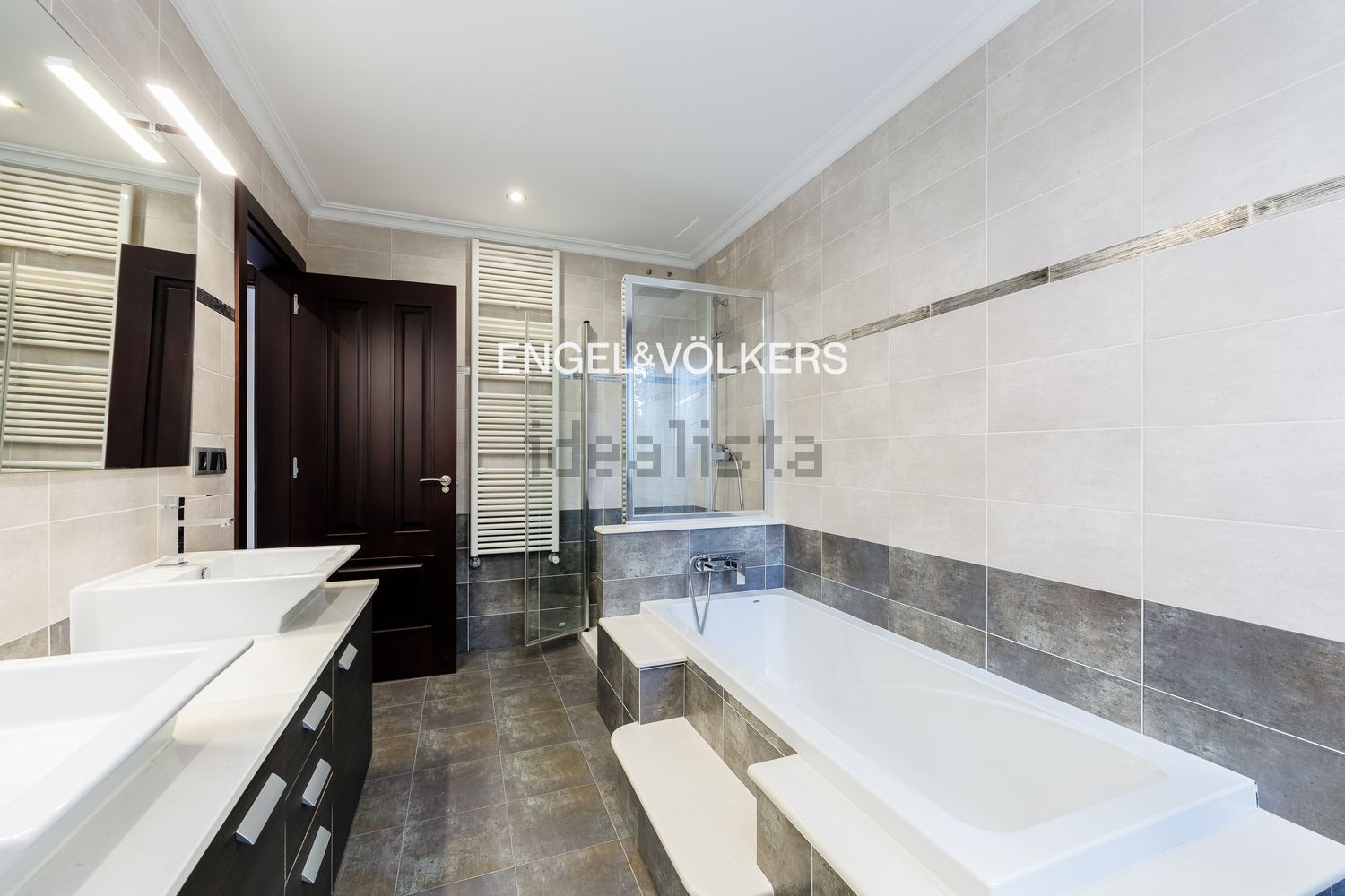 Casa 425 m² a Vigo