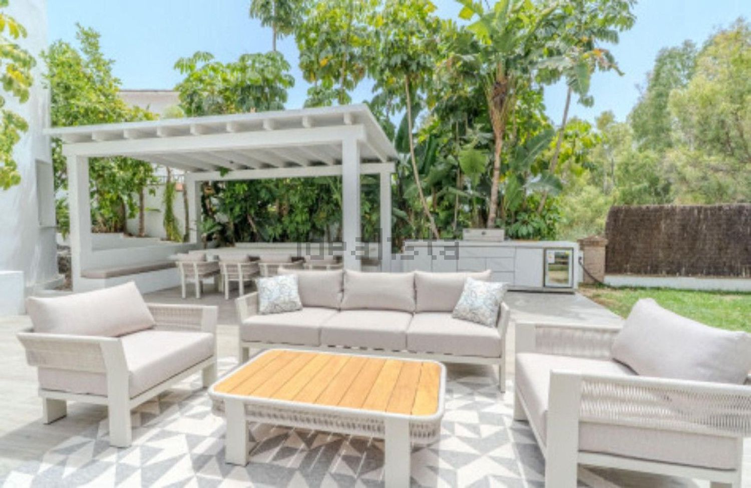 Haus 350 m² in Marbella