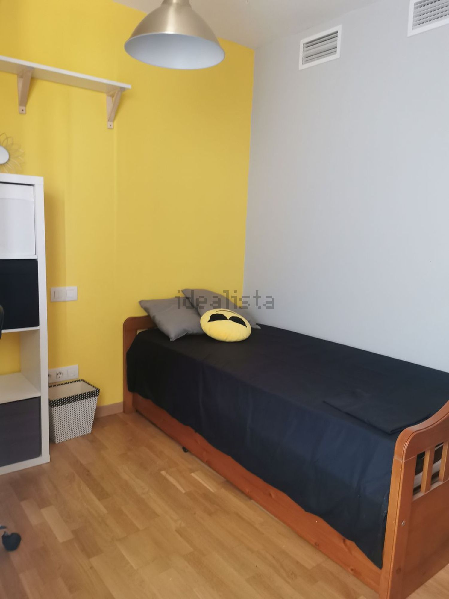 Chambre à louer, Valence