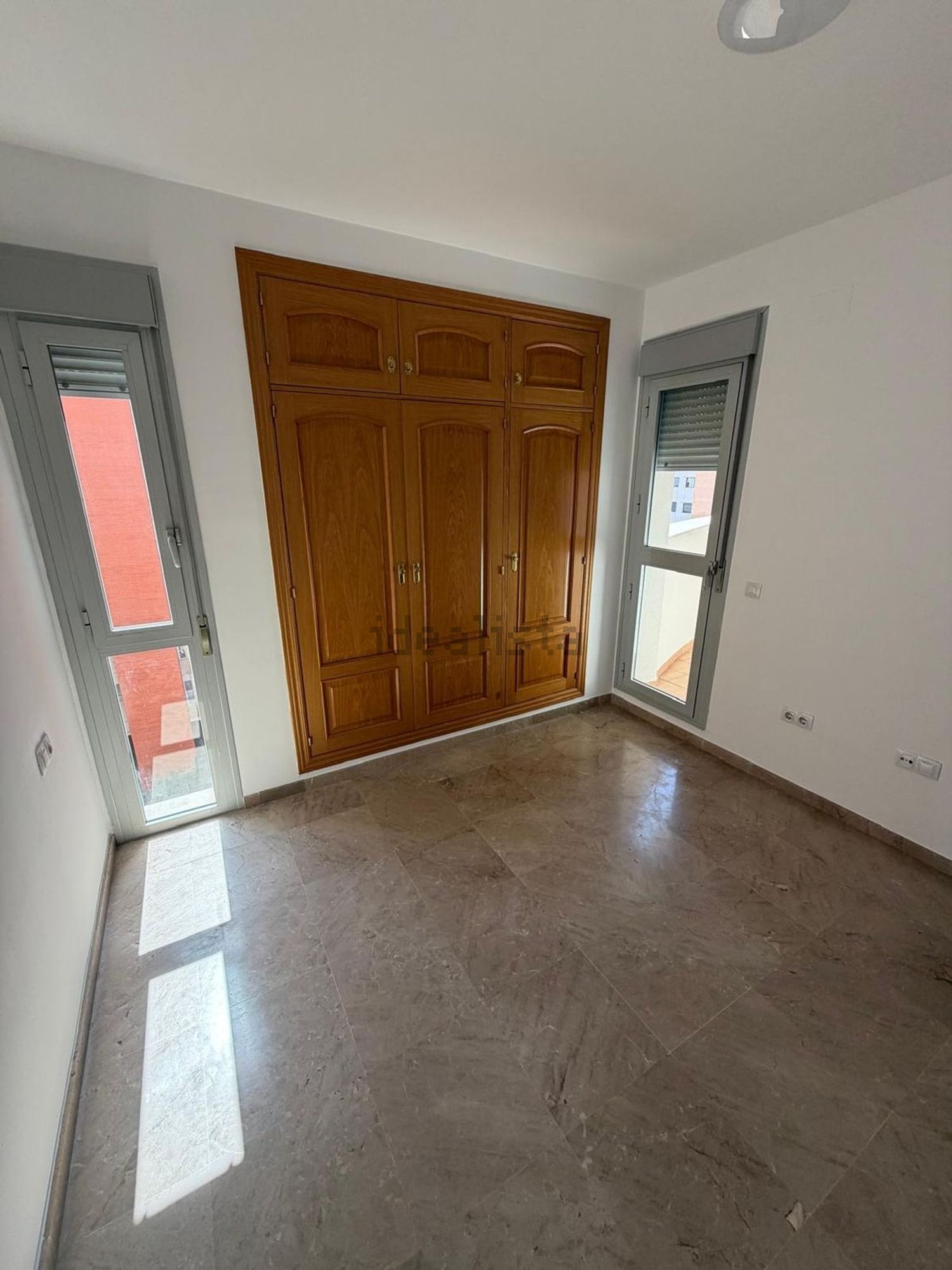 Flat 109 m² in Seville