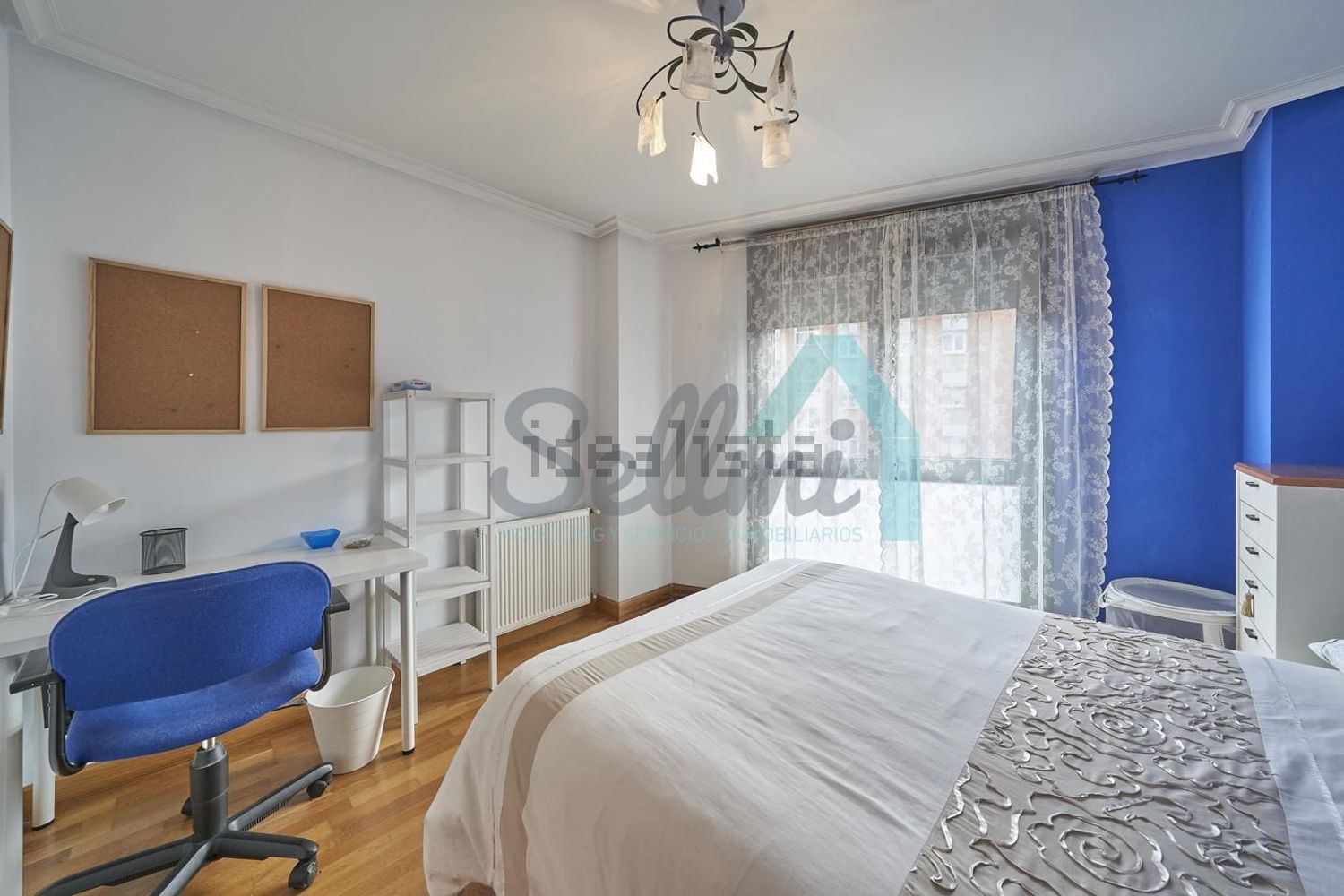 Piso de 132 m² en Oviedo
