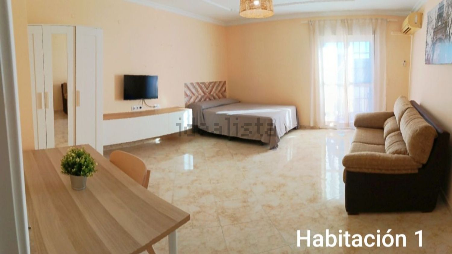 Habitació de lloguer, Benacazón