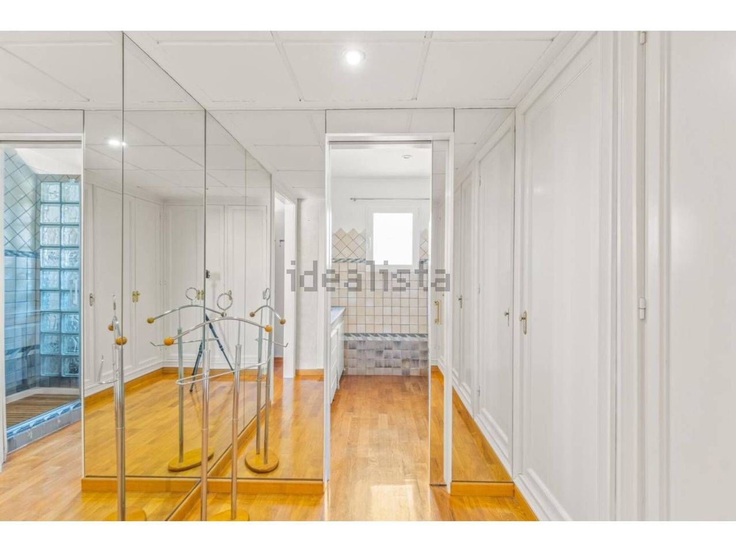 Будинок 300 м² у Alacant / Alicante