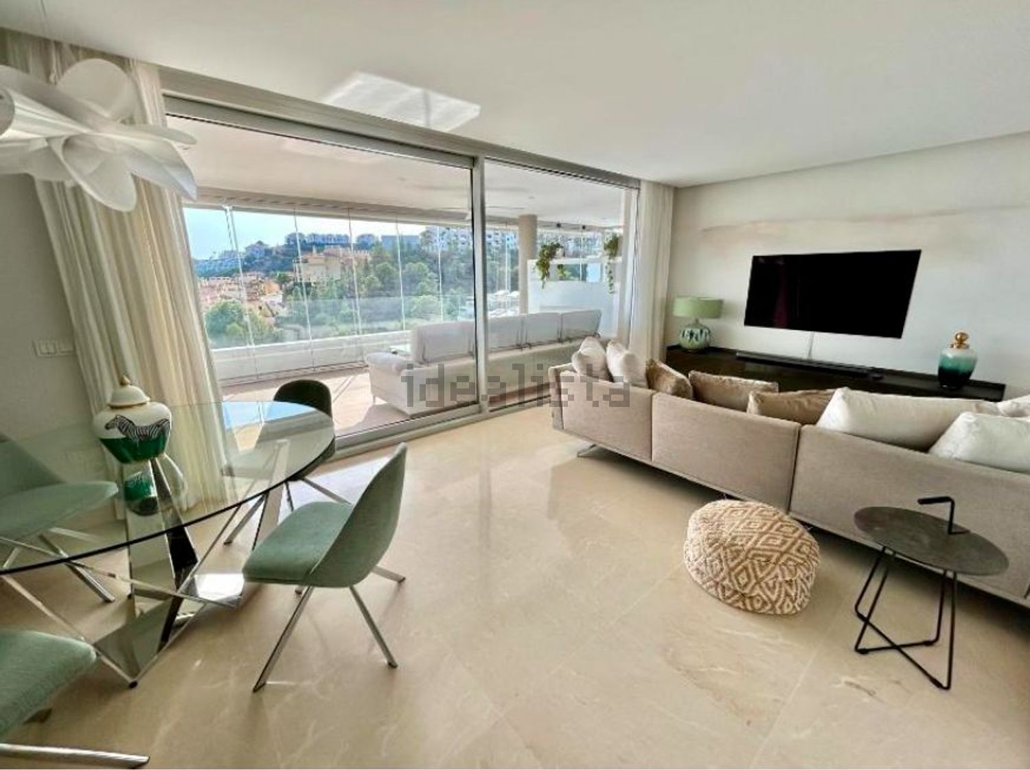 Flat 310 m² in Benahavís