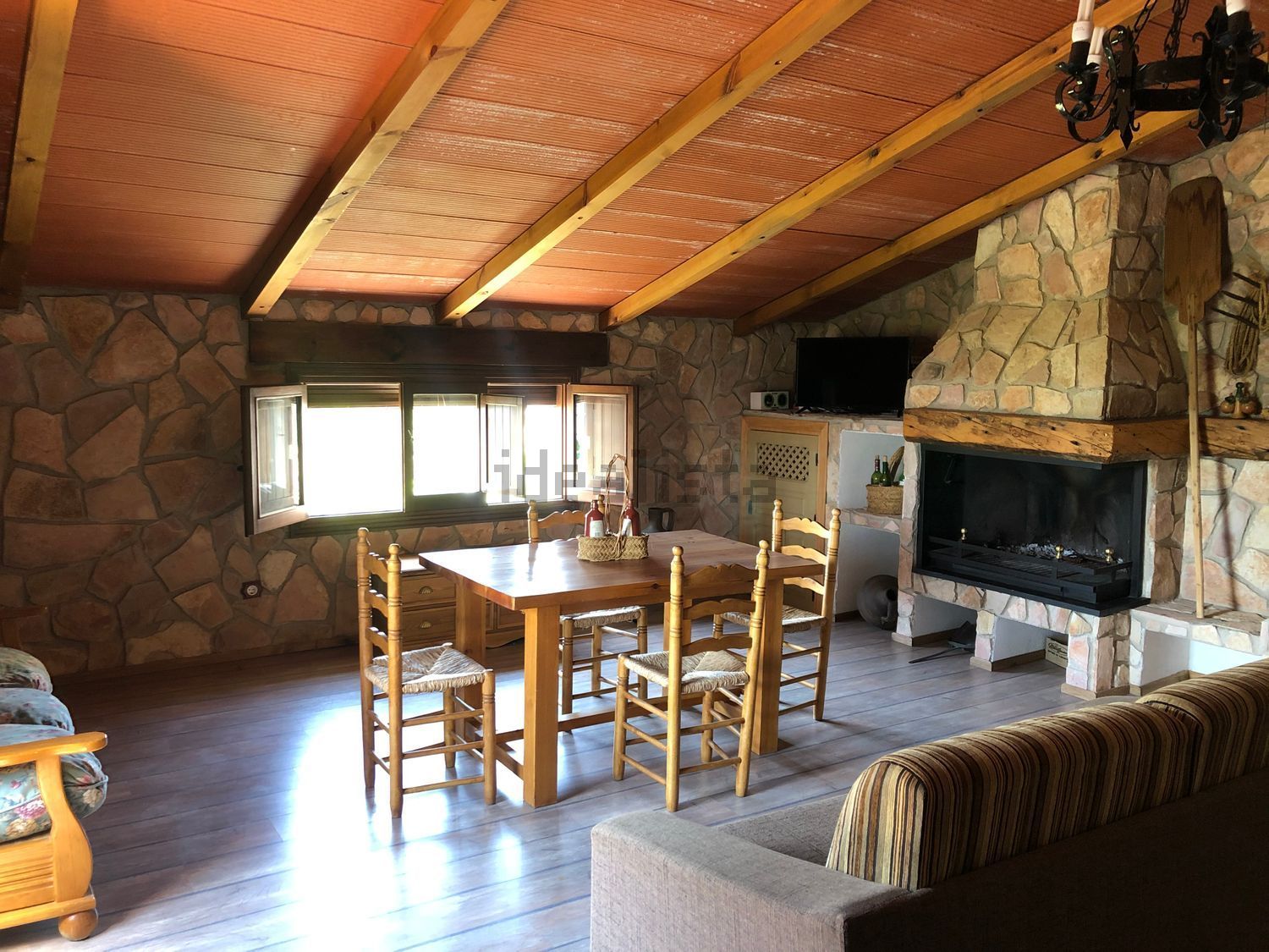 Casa de 65 m² a Huesa