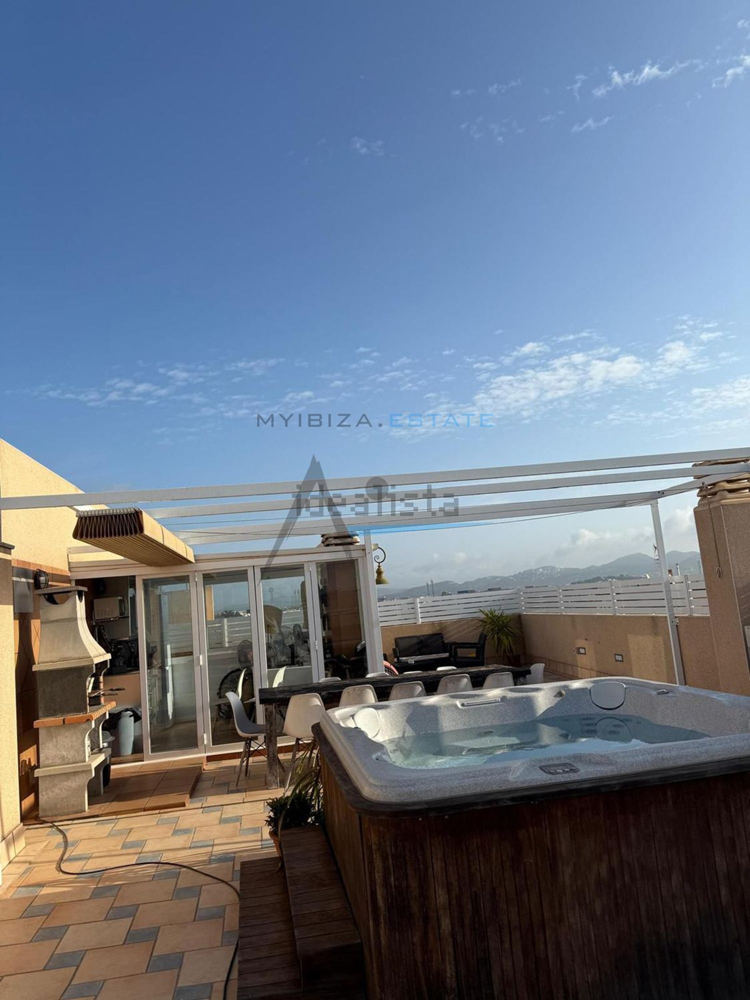 Квартира 360 м² у Eivissa