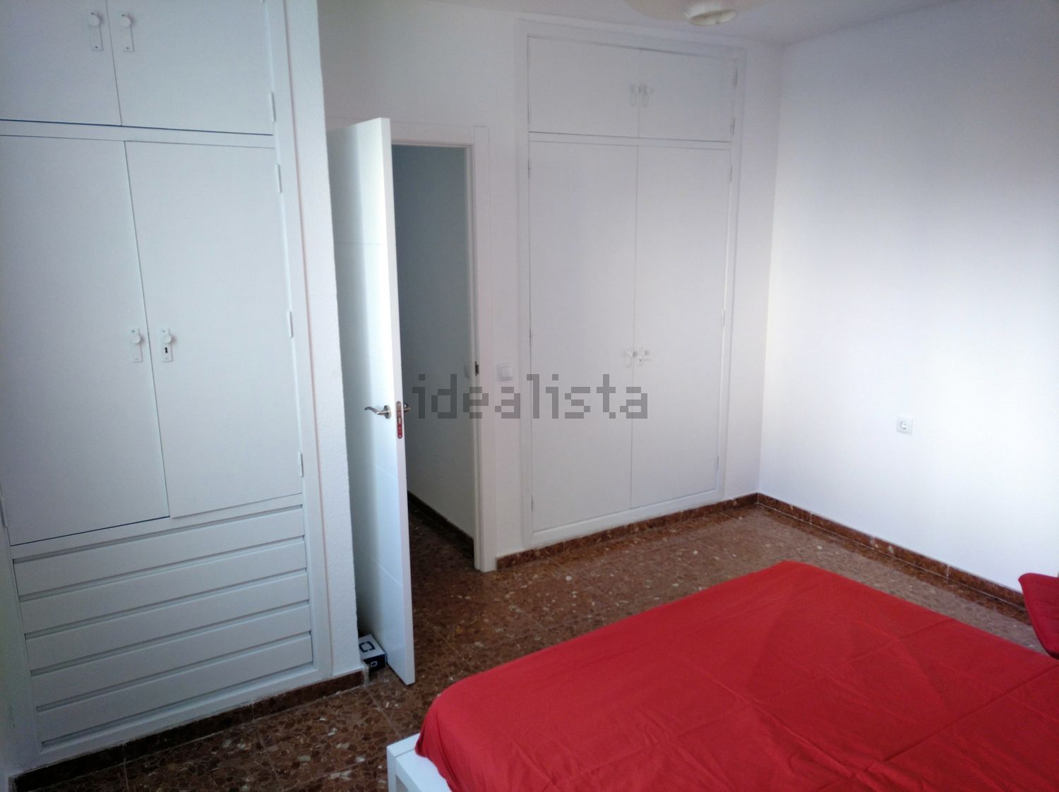 Pis de 75 m² a Còrdova
