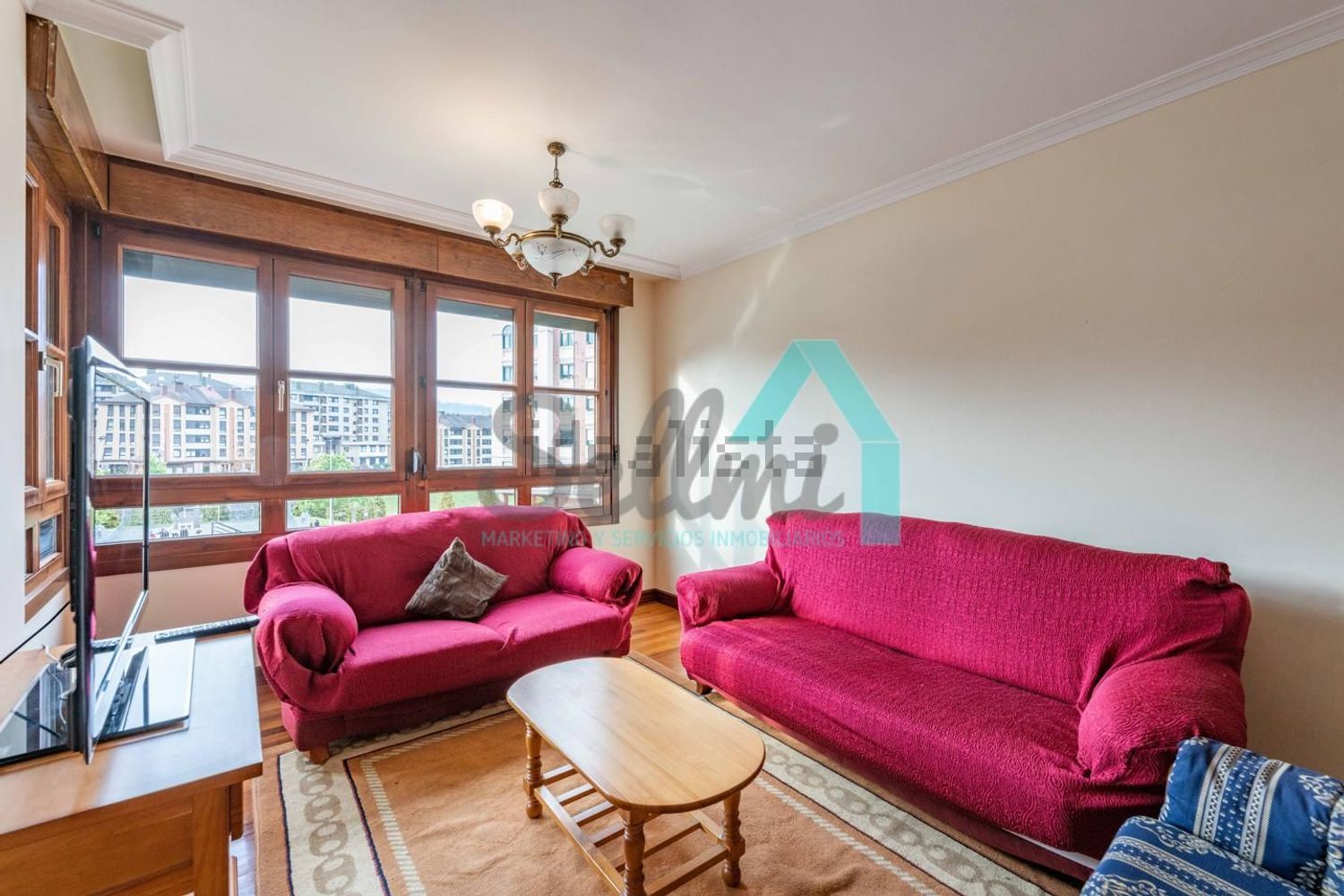 Piso de 111 m² en Oviedo