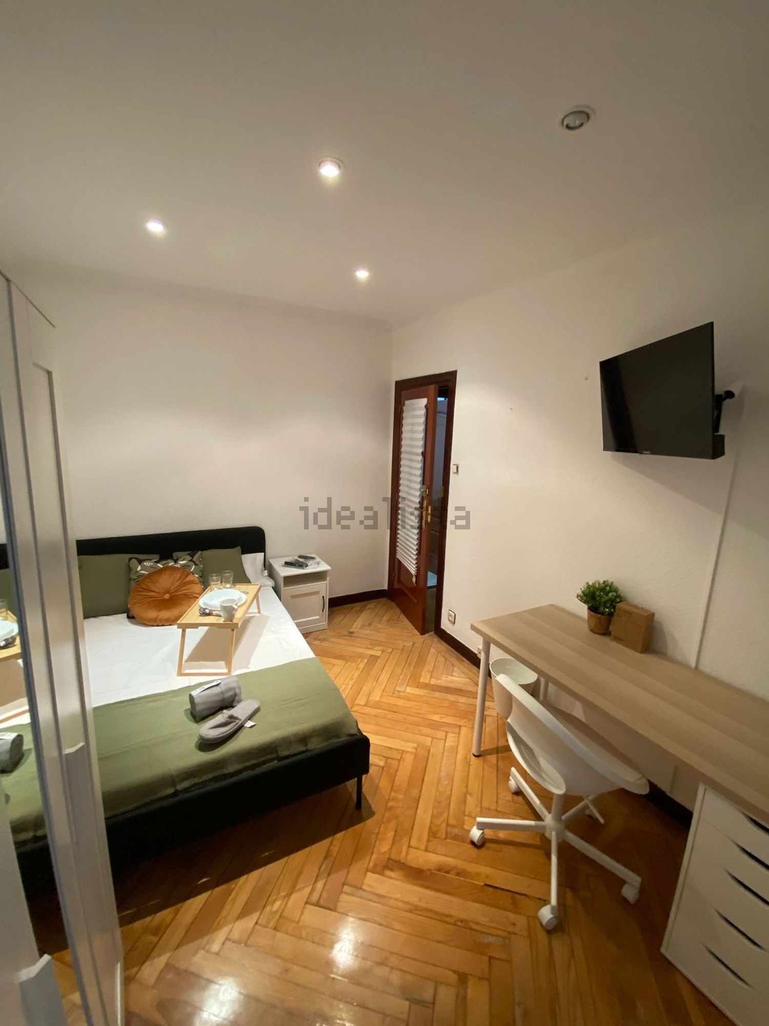 Habitació de lloguer, Gijón