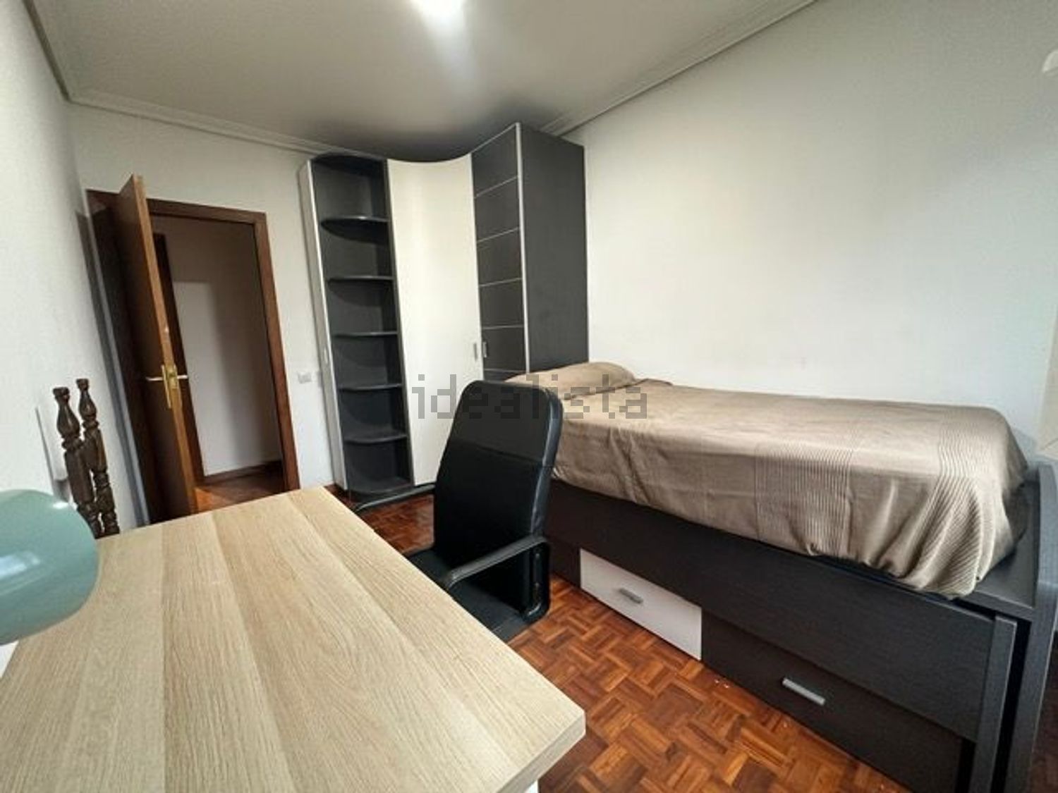 Pis de 130 m² a Pamplona