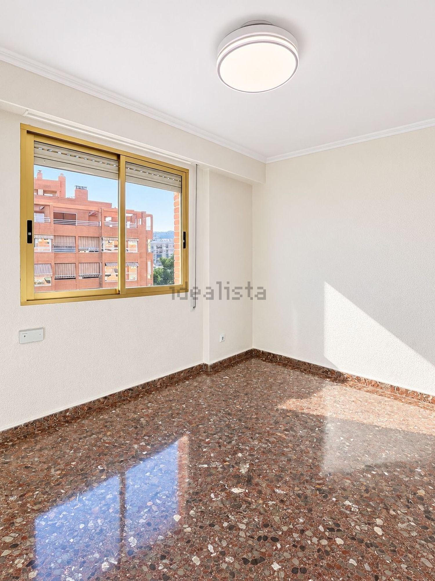 Wohnung 102 m² in Valencia