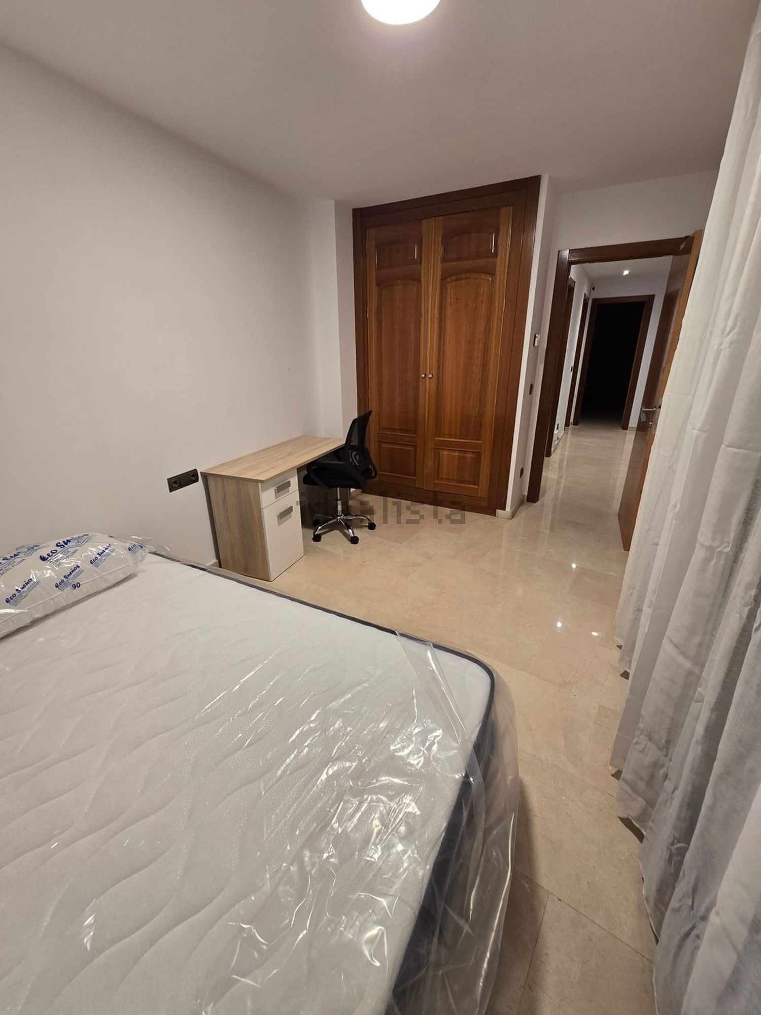 Habitació de lloguer, Osca