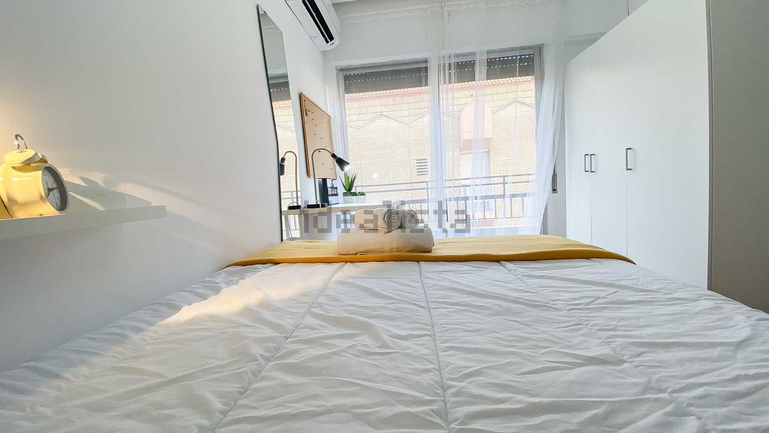 Room for rent, Seville
