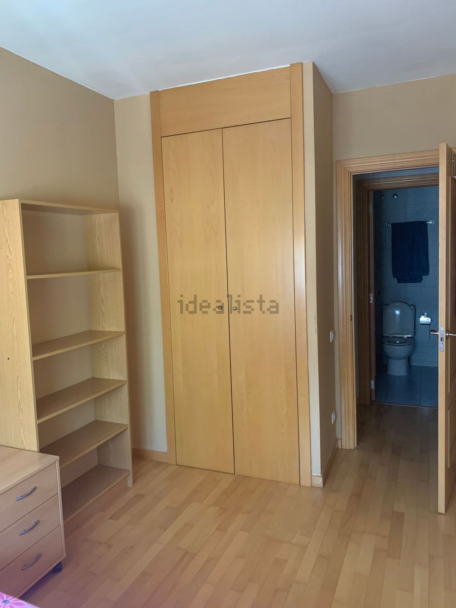 Chambre à louer, Yebes