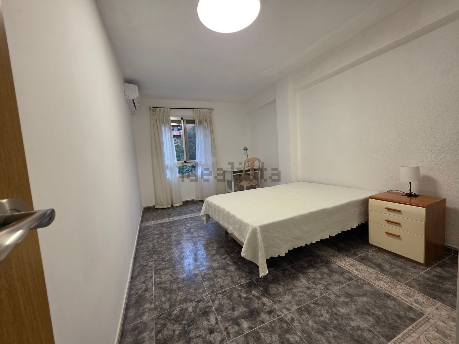 Pis de 90 m² a València