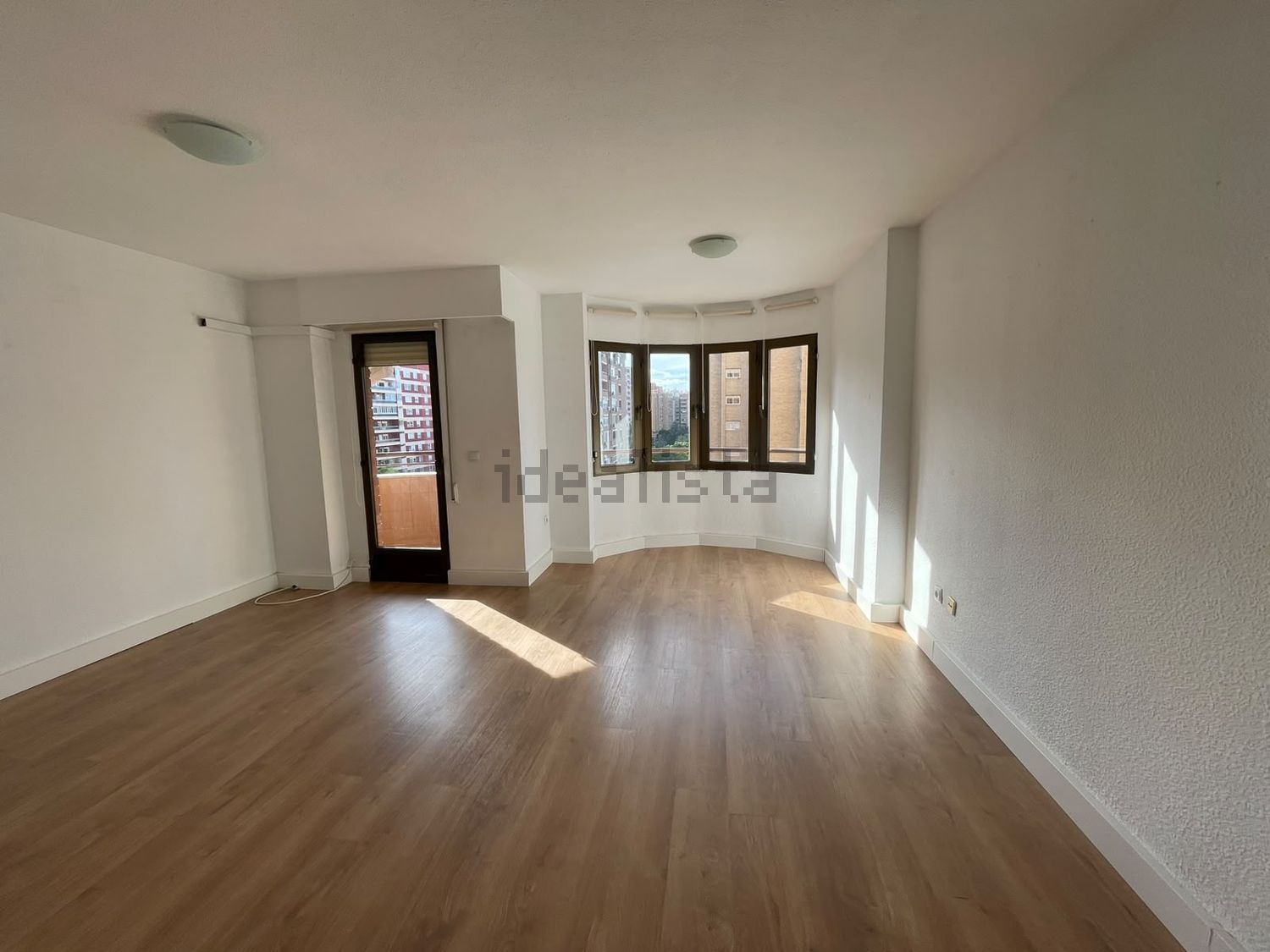 Wohnung 112 m² in Valencia